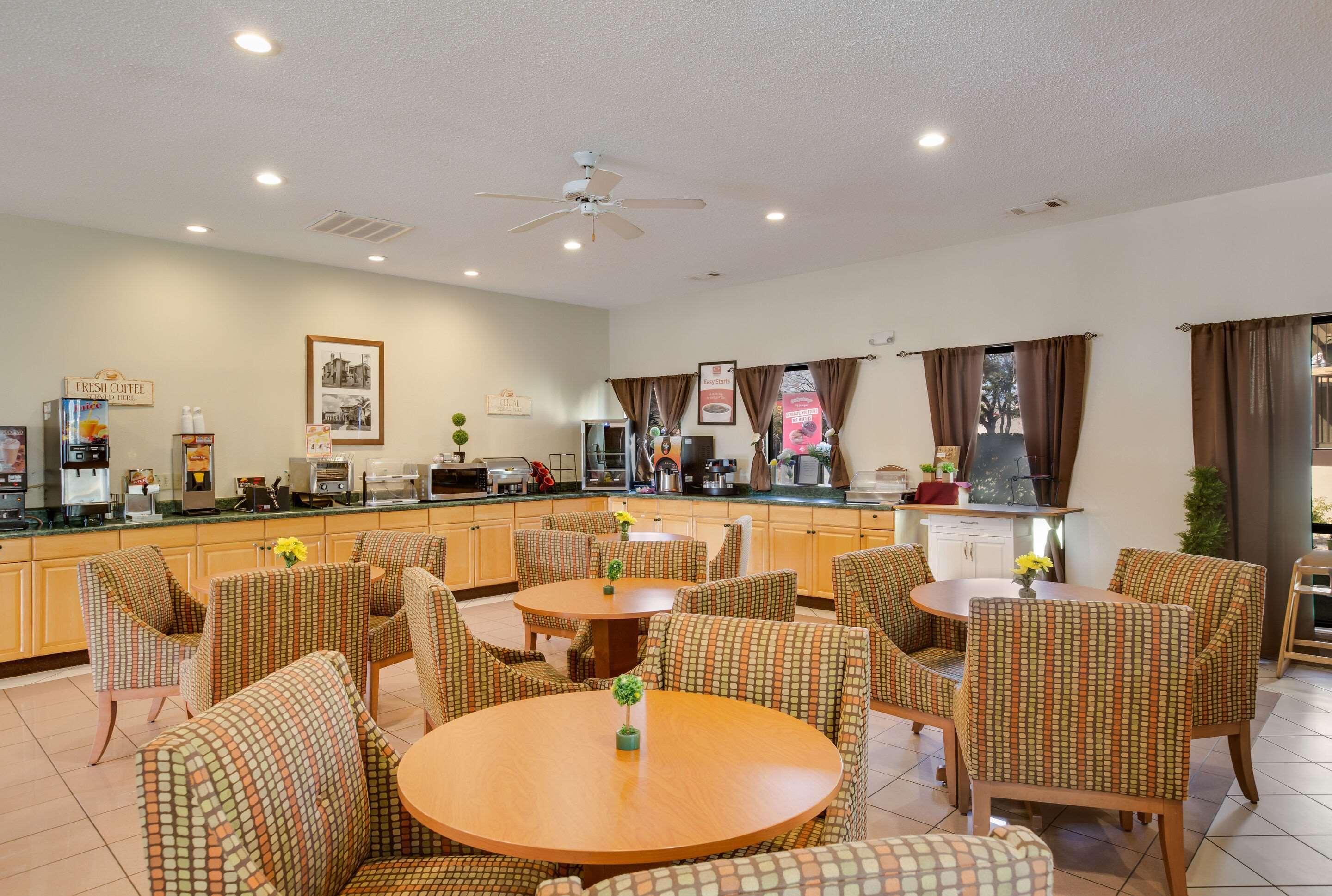 הארדיוויל Econo Lodge מראה חיצוני תמונה