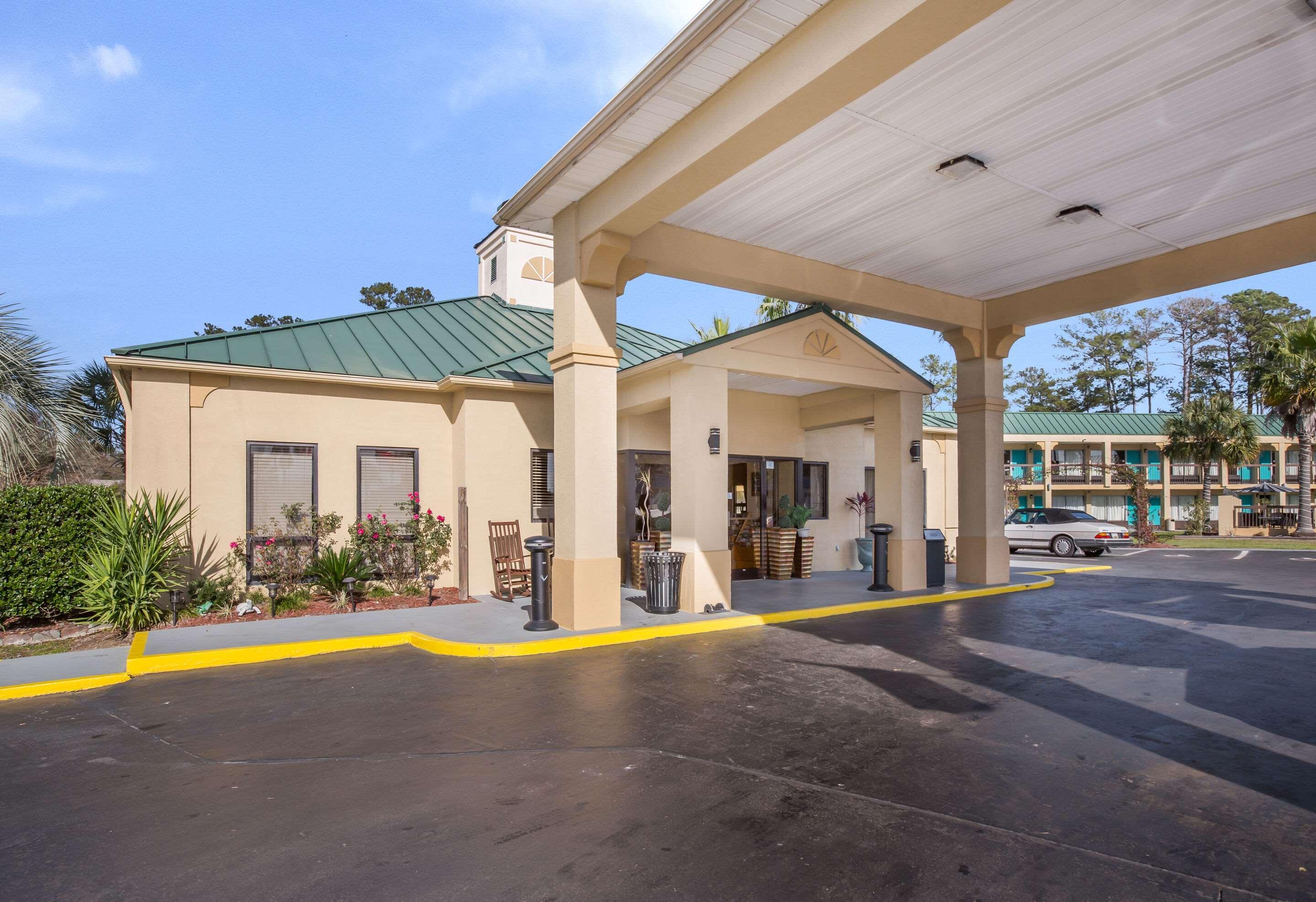 הארדיוויל Econo Lodge מראה חיצוני תמונה